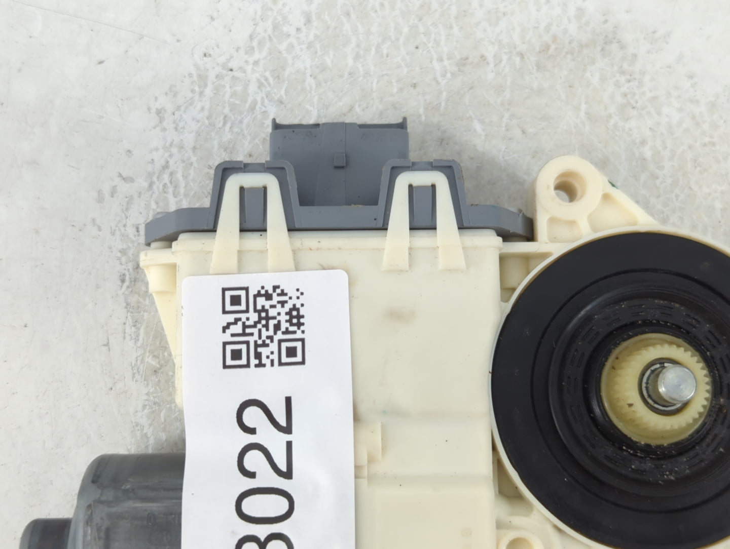 2006-2012 Ford Fusion Driver Rear Left Power Window Motor - Oemusedautoparts1.com