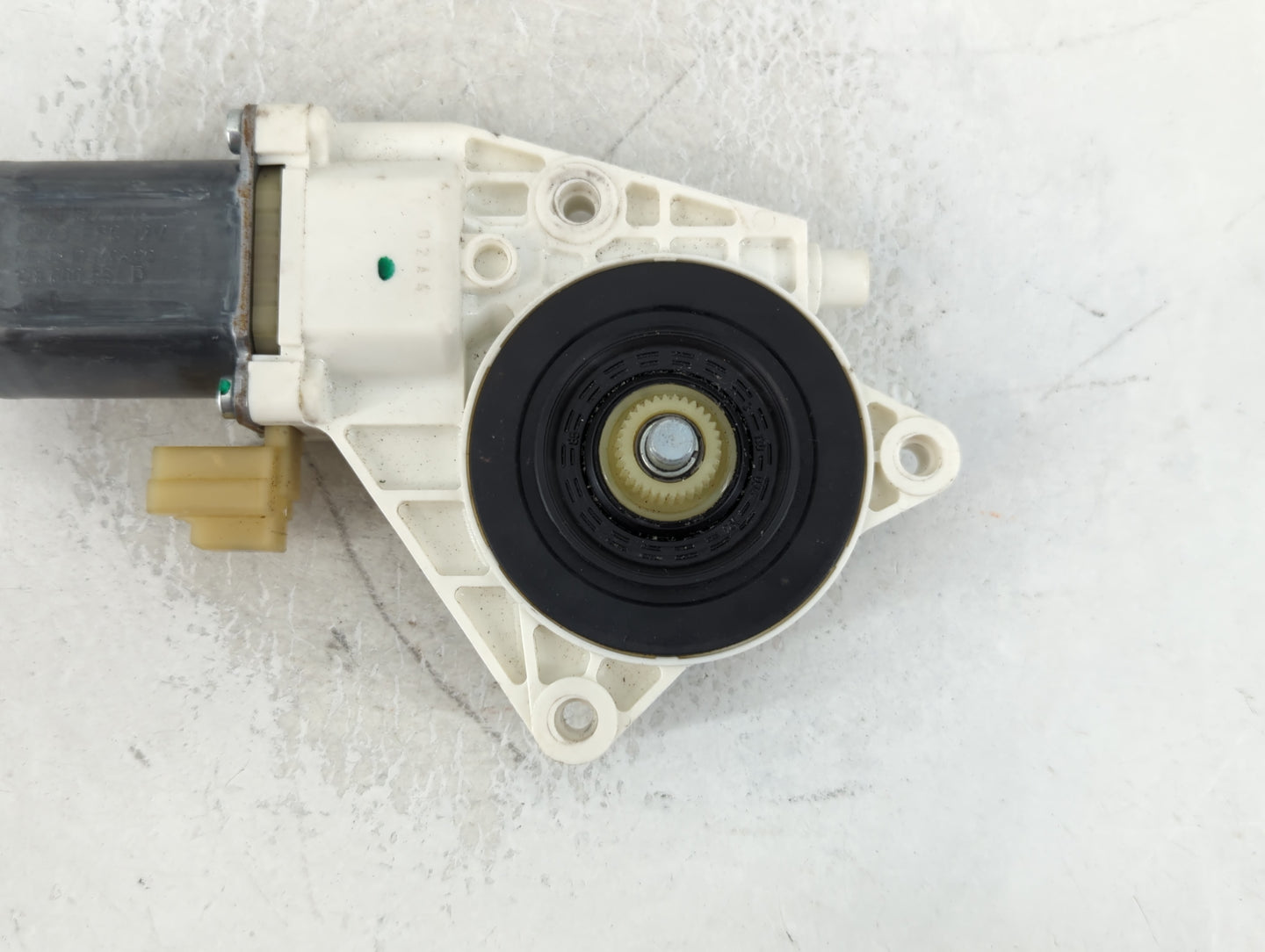 2006-2012 Ford Fusion Passenger Front Right Power Window Motor - Oemusedautoparts1.com