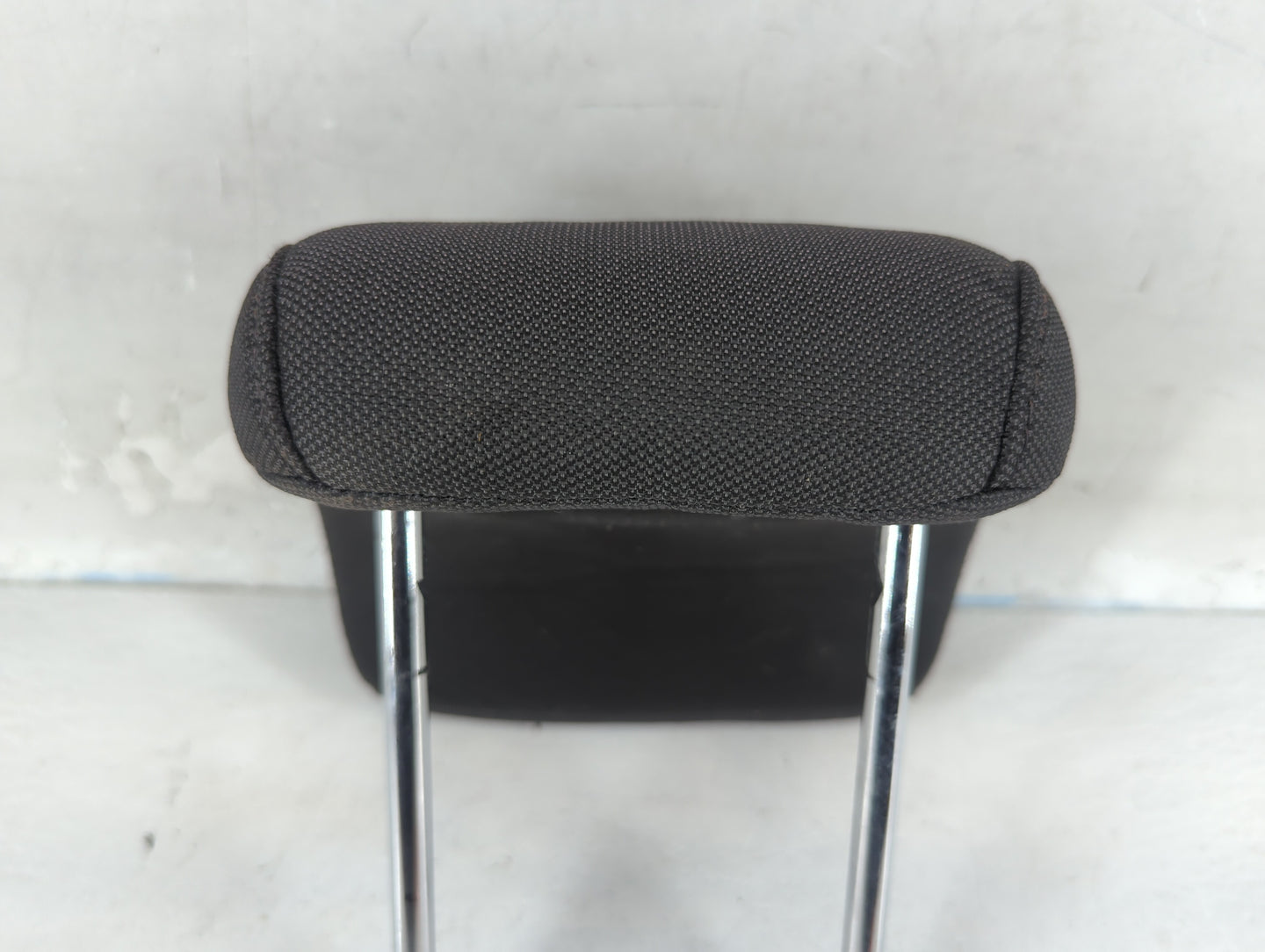 2010 Ford Fusion Headrest Head Rest Rear Center Seat Fits OEM Used Auto Parts - Oemusedautoparts1.com