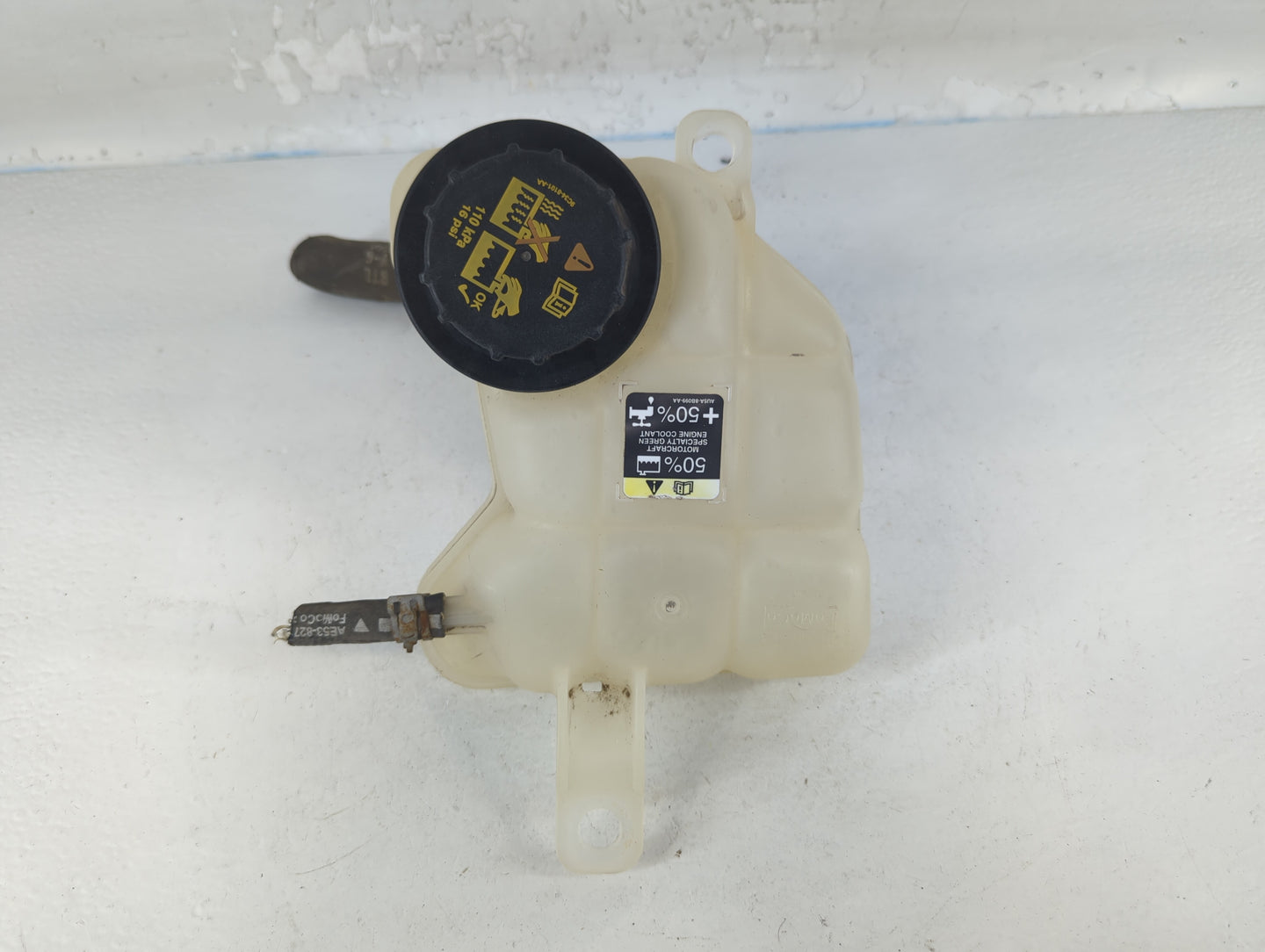 2010-2012 Ford Fusion Radiator Coolant Overflow Expansion Tank Bottle 793035 - Oemusedautoparts1.com