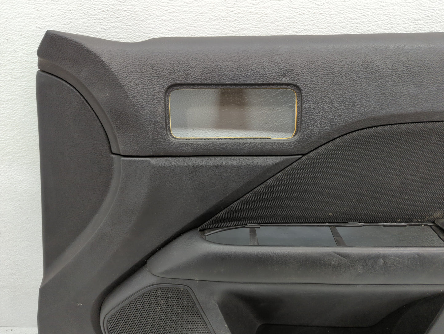 2010 Ford Fusion Front Right Passenger Interior Door Panel Trim - Oemusedautoparts1.com