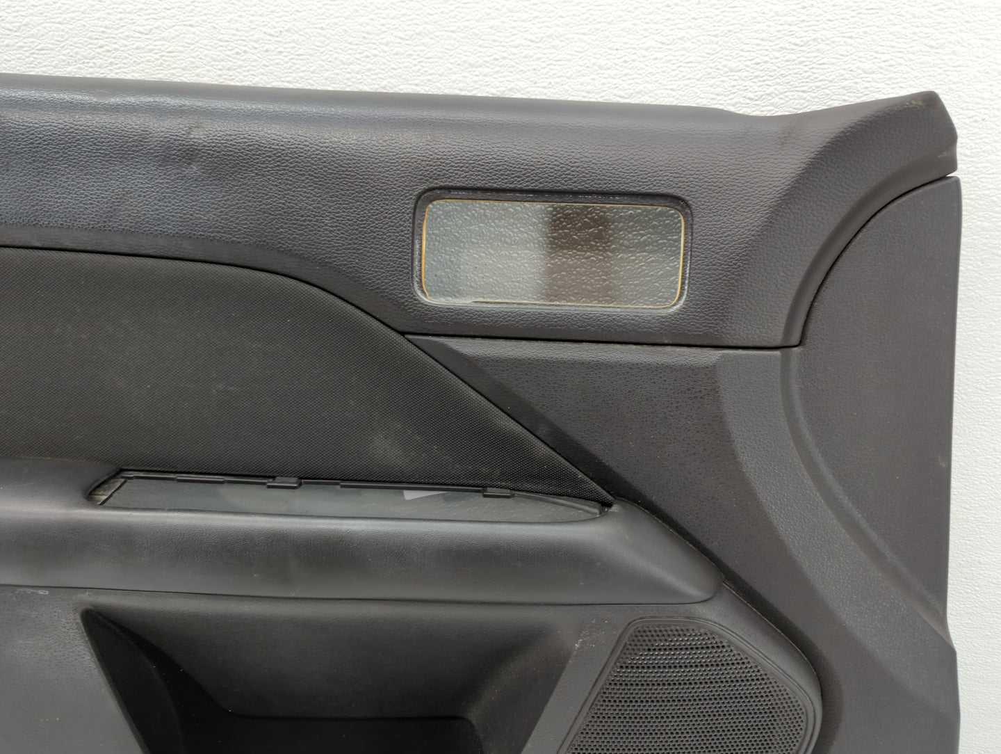 2010 Ford Fusion Front Left Driver Interior Door Panel Trim - Oemusedautoparts1.com