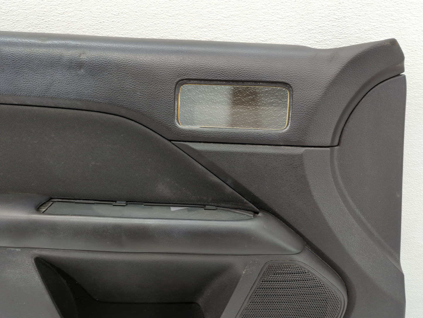 2010 Ford Fusion Front Left Driver Interior Door Panel Trim - Oemusedautoparts1.com
