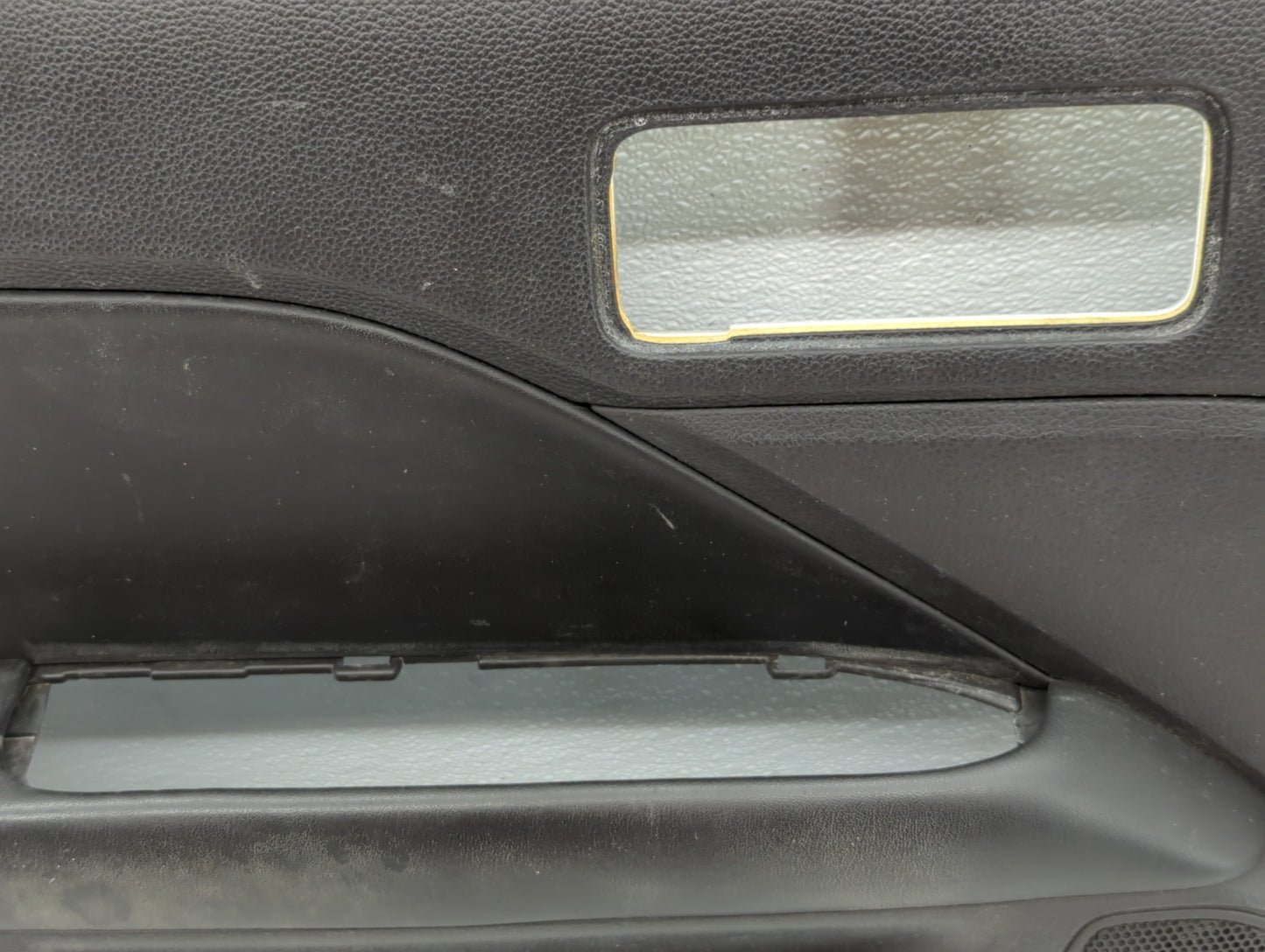 2010 Ford Fusion Front Left Driver Interior Door Panel Trim - Oemusedautoparts1.com