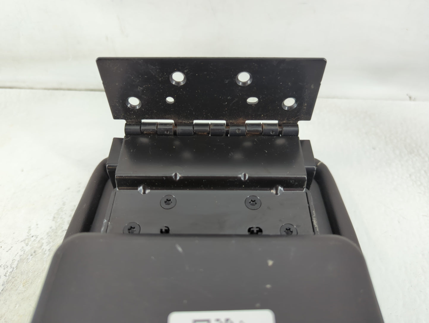 2010 Ford Fusion Center Console Armrest Cover Lid P/N:6E53-5406050-AA 6E53-54045C74-AA Fits OEM Used Auto Parts - Oemusedaut