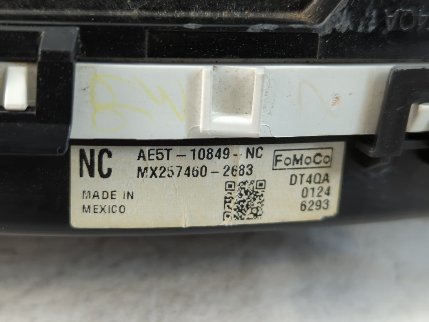 2010 Ford Fusion Instrument Cluster Speedometer Gauges P/N:AE5T-10849-NC Fits OEM Used Auto Parts - Oemusedautoparts1.com