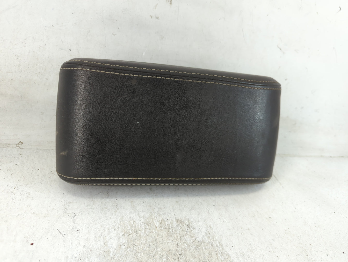 2010 Ford Fusion Center Console Armrest Cover Lid Fits OEM Used Auto Parts - Oemusedautoparts1.com
