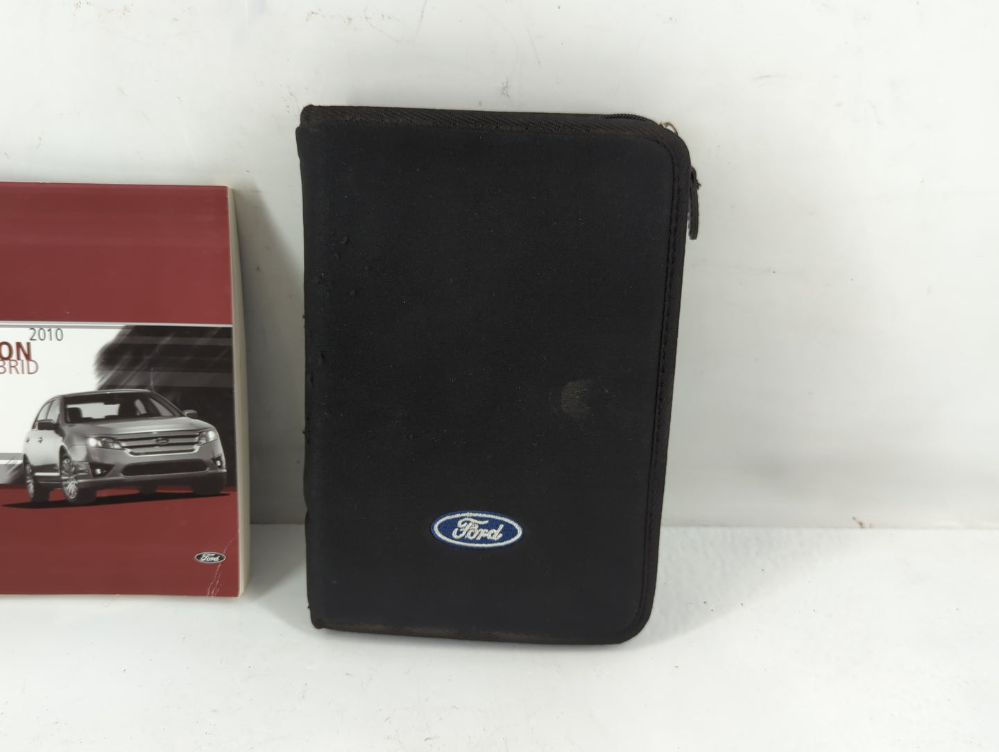 2010 Ford Fusion Owners Manual Book Guide P/N:AE5J 19A321 DB OEM Used Auto Parts - Oemusedautoparts1.com