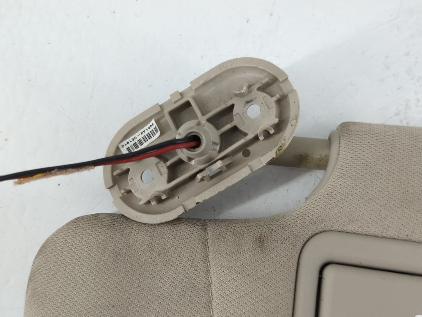 2010-2012 Ford Fusion Sun Visor Shade Replacement Driver Left Mirror Fits Fits 2010 2011 2012 OEM Used Auto Parts - Oemuseda