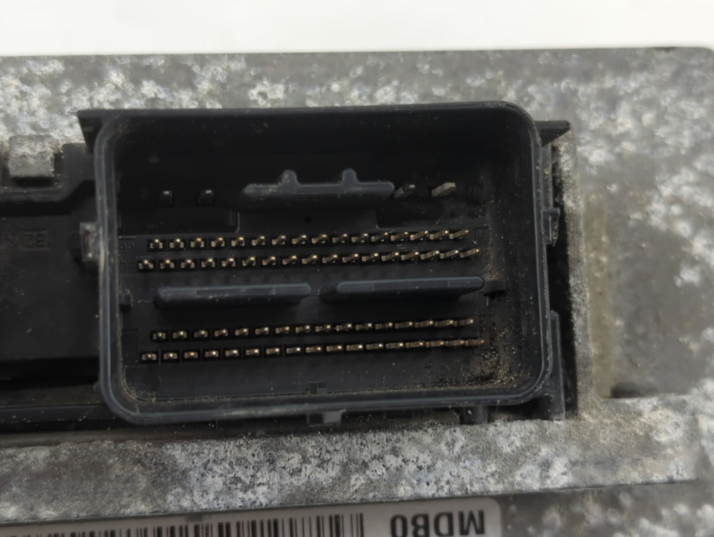 2010 Ford Fusion PCM Engine Control Computer ECU ECM PCU OEM P/N:6KXN6WAS35 9L8A-12B684-NA, AE5A-12A650-CMA Fits OEM Used Au