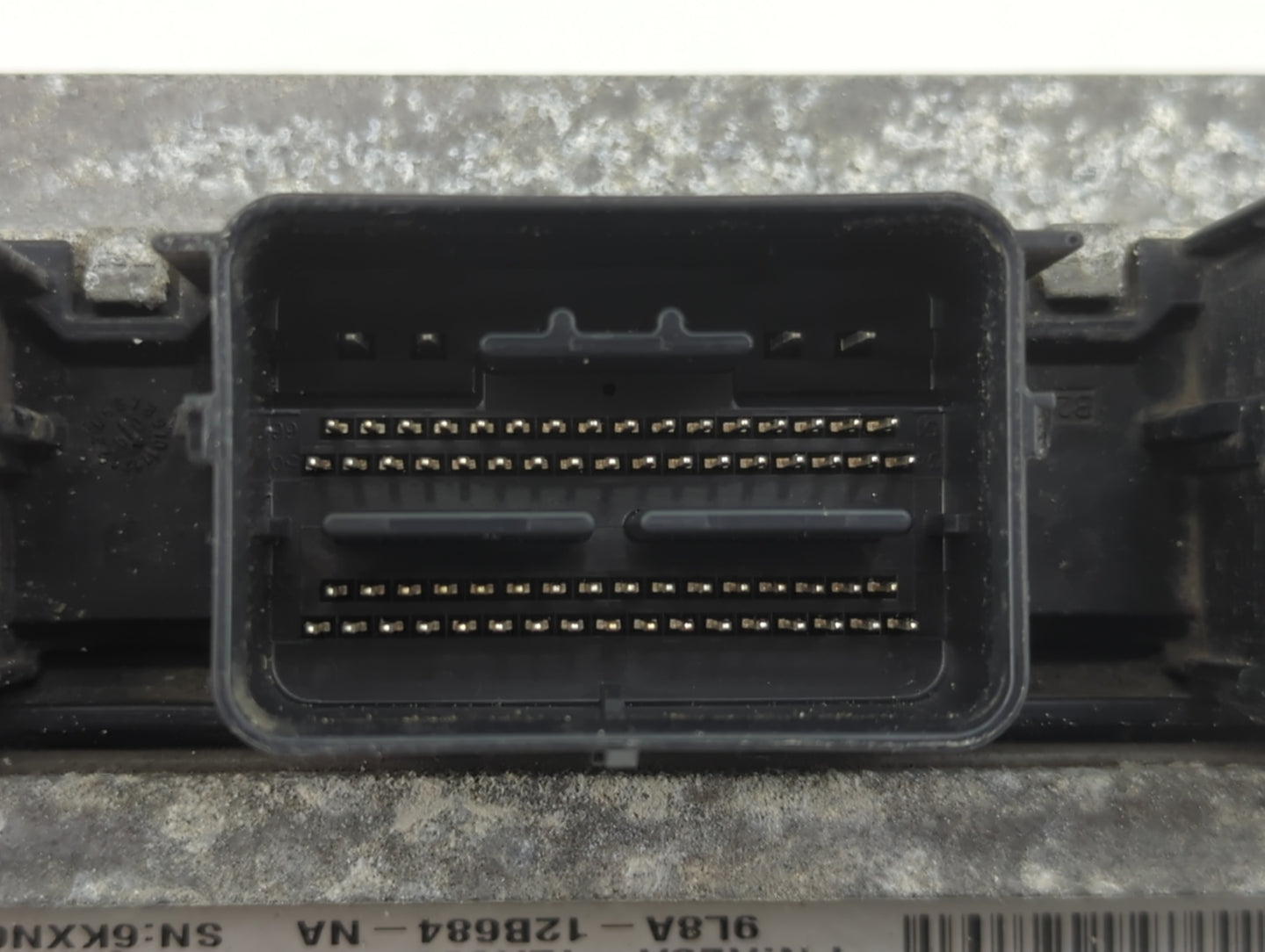 2010 Ford Fusion PCM Engine Control Computer ECU ECM PCU OEM P/N:6KXN6WAS35 9L8A-12B684-NA, AE5A-12A650-CMA Fits OEM Used Au