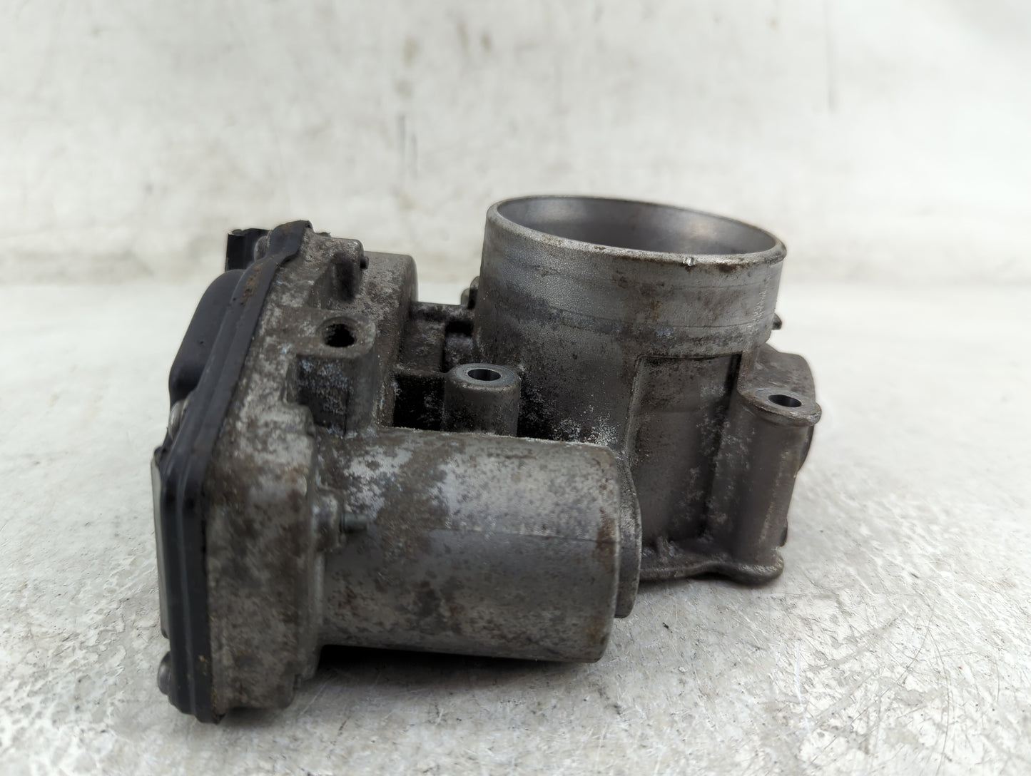 2010-2012 Ford Fusion Throttle Body Fits Fits 2009 2010 2011 2012 OEM Used Auto Parts - Oemusedautoparts1.com