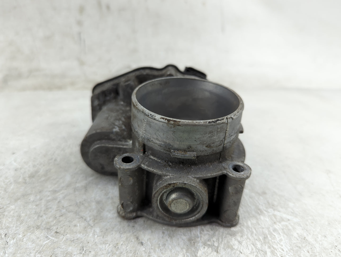 2010-2012 Ford Fusion Throttle Body Fits Fits 2009 2010 2011 2012 OEM Used Auto Parts - Oemusedautoparts1.com