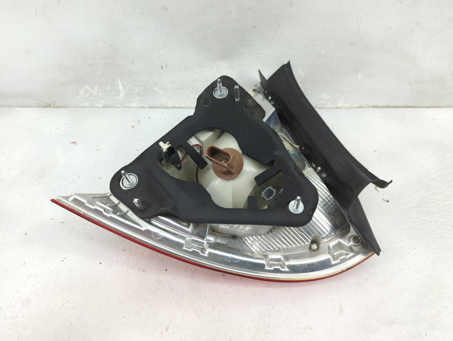 2010-2012 Ford Fusion Tail Light Assembly Driver Left OEM Fits Fits 2010 2011 2012 OEM Used Auto Parts - Oemusedautoparts1.c
