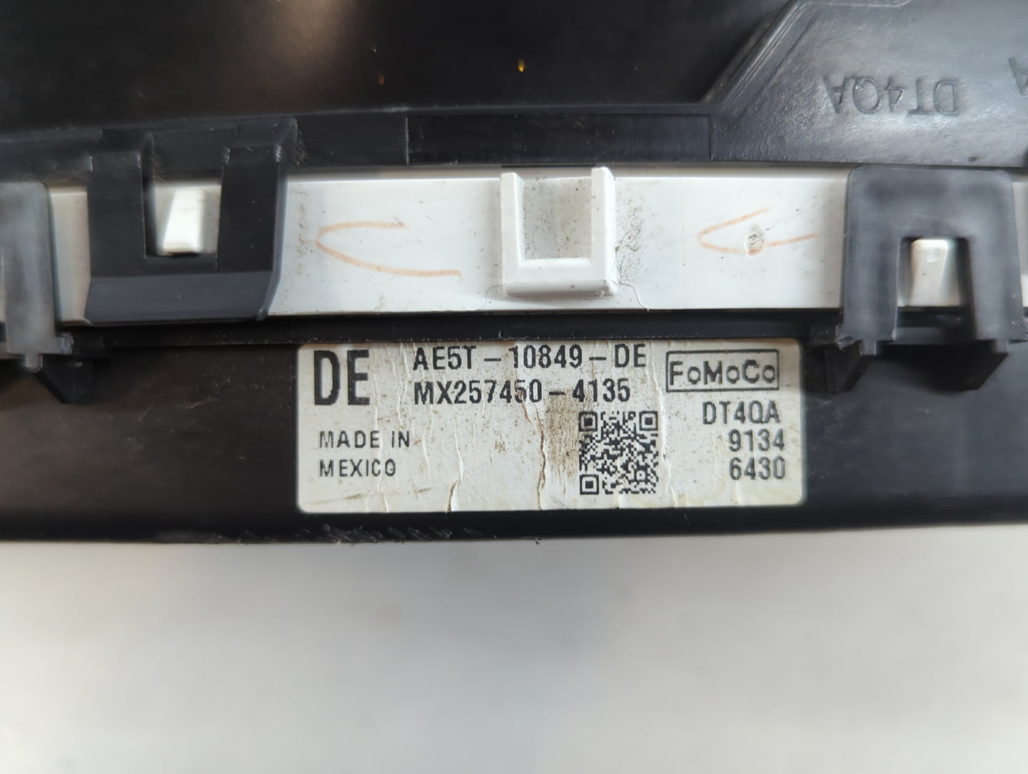 2010 Ford Fusion Instrument Cluster Speedometer Gauges P/N:AE5T-10849-DE Fits OEM Used Auto Parts - Oemusedautoparts1.com