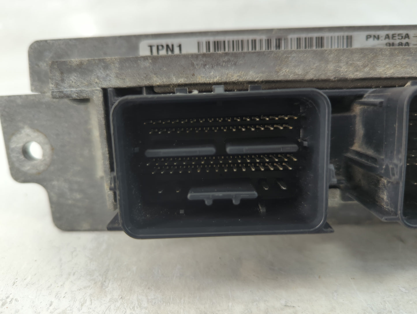 2010 Ford Fusion PCM Engine Control Computer ECU ECM PCU OEM P/N:9L8A-12B684-KA AE5A-12A650-BTB Fits OEM Used Auto Parts - O