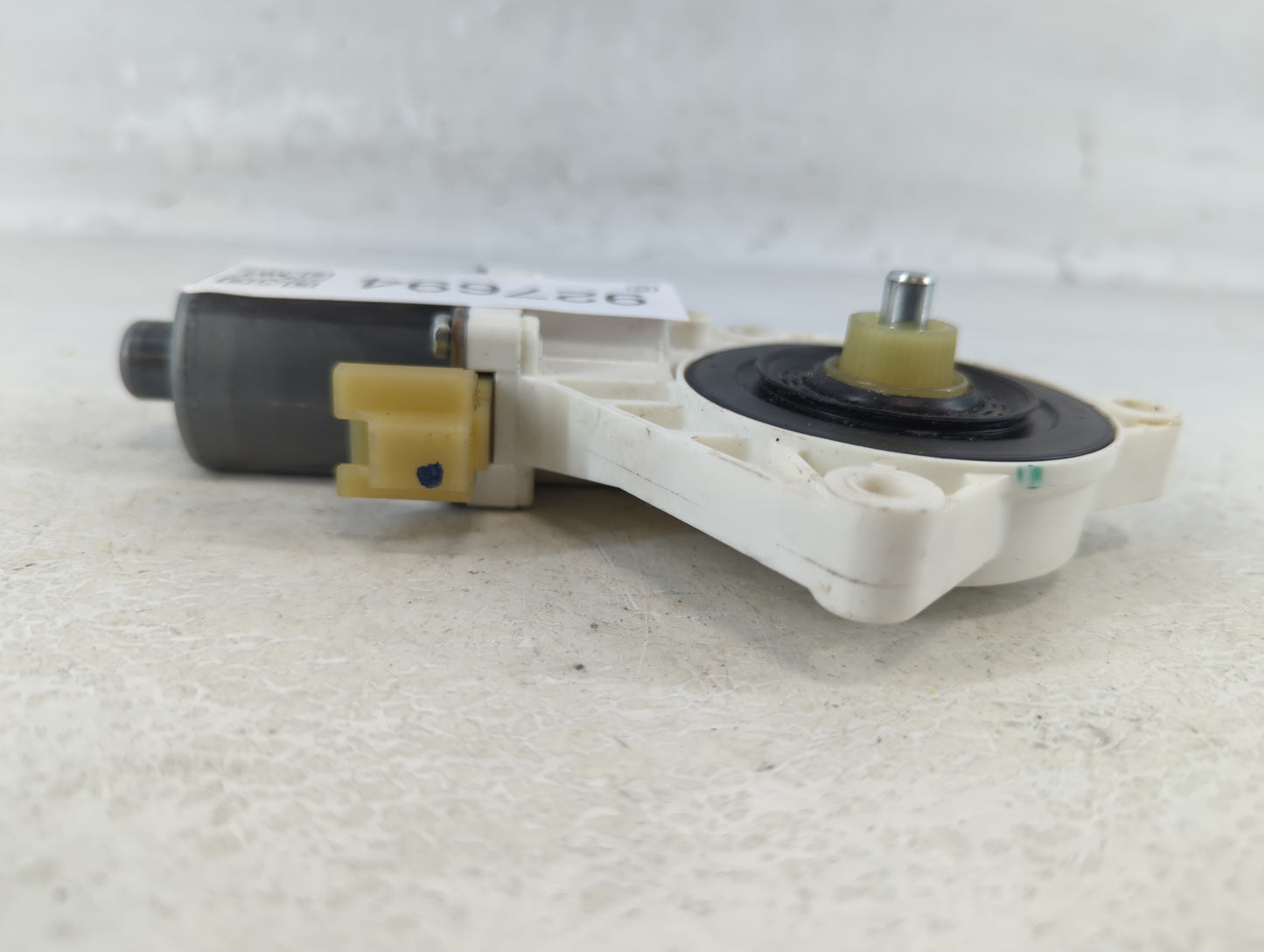 2006-2012 Ford Fusion Passenger Front Right Power Window Motor - Oemusedautoparts1.com