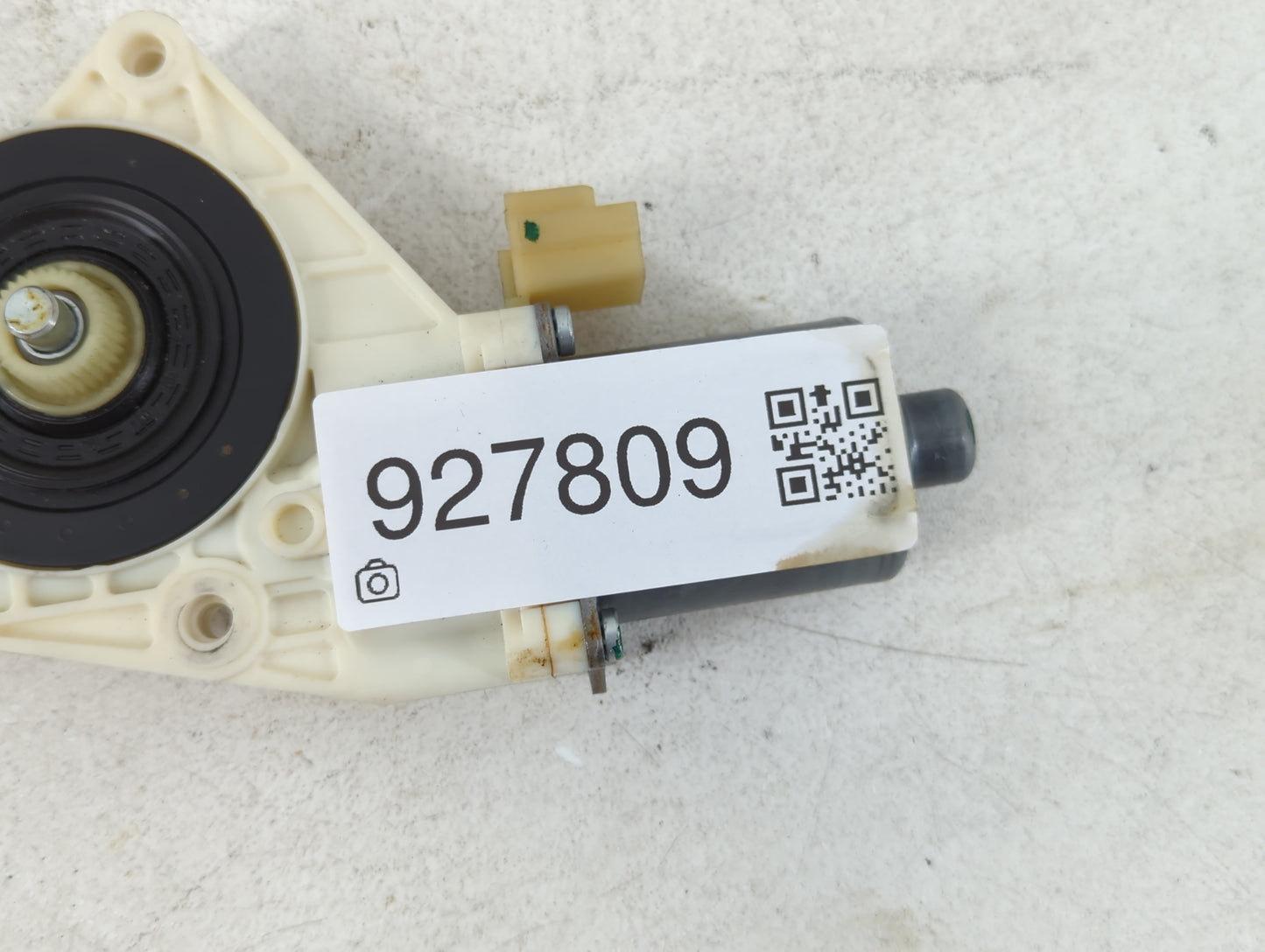 2010-2012 Ford Fusion Driver Front Left Power Window Motor - Oemusedautoparts1.com