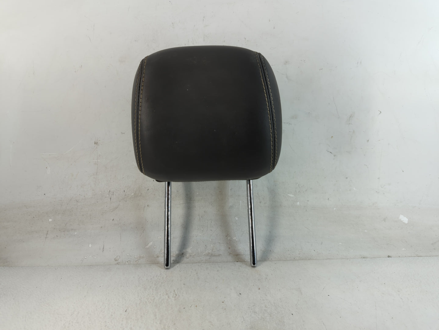2010 Ford Fusion Headrest Head Rest Front Driver Passenger Seat Fits OEM Used Auto Parts - Oemusedautoparts1.com