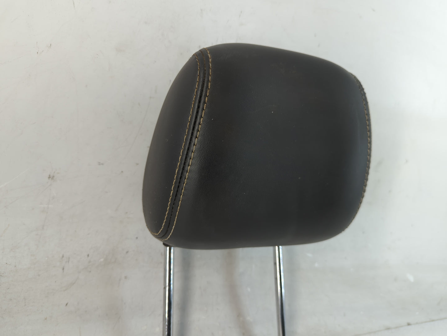 2010 Ford Fusion Headrest Head Rest Front Driver Passenger Seat Fits OEM Used Auto Parts - Oemusedautoparts1.com