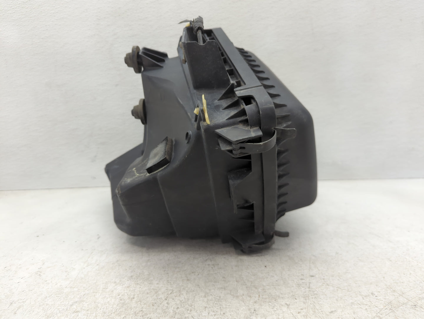 2005-2009 Ford Mustang Air Cleaner Intake-duct Hose Tube - Oemusedautoparts1.com