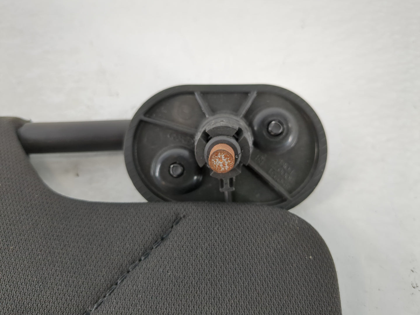 2010-2011 Ford Mustang Sun Visor Shade Replacement Passenger Right Mirror Fits Fits 2010 2011 OEM Used Auto Parts - Oemuseda