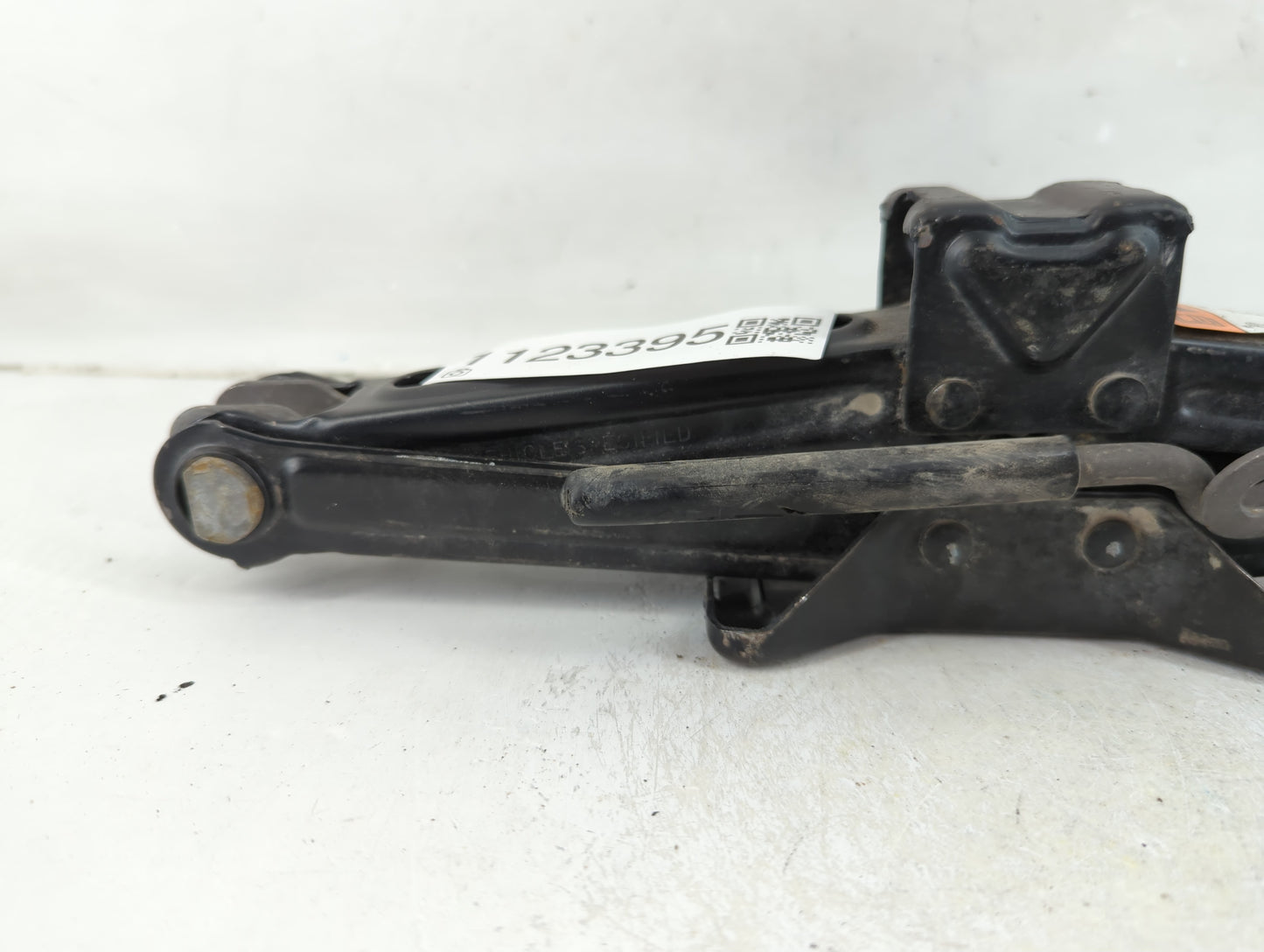 2010 Ford Mustang Spare Scissor Car Jack - Oemusedautoparts1.com