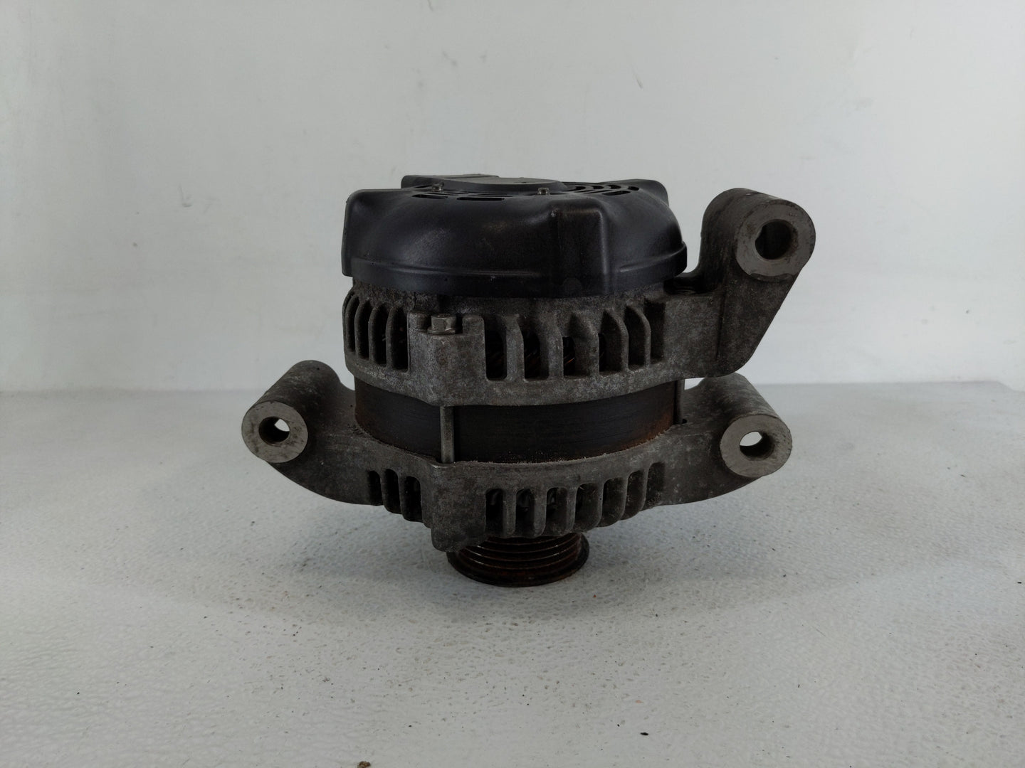 2009-2010 Ford Mustang Alternator Replacement Generator Charging Assembly Engine OEM P/N:104210-5830 9R3T-10300-AA Fits OEM 