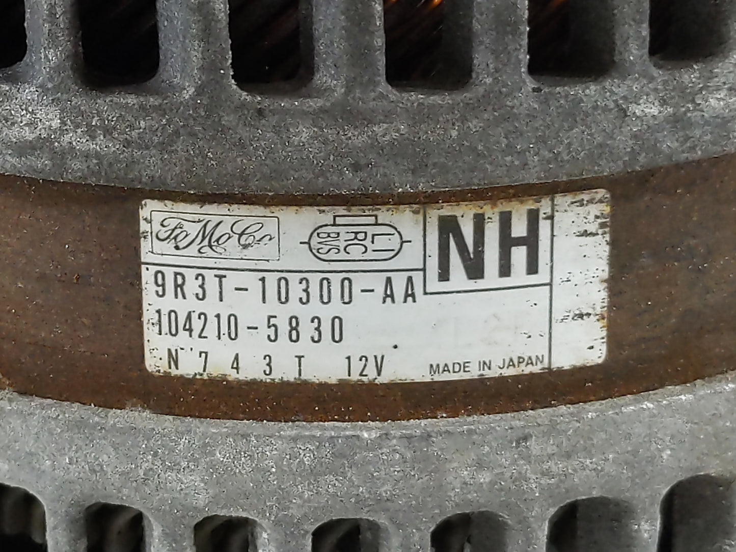 2009-2010 Ford Mustang Alternator Replacement Generator Charging Assembly Engine OEM P/N:104210-5830 9R3T-10300-AA Fits OEM 