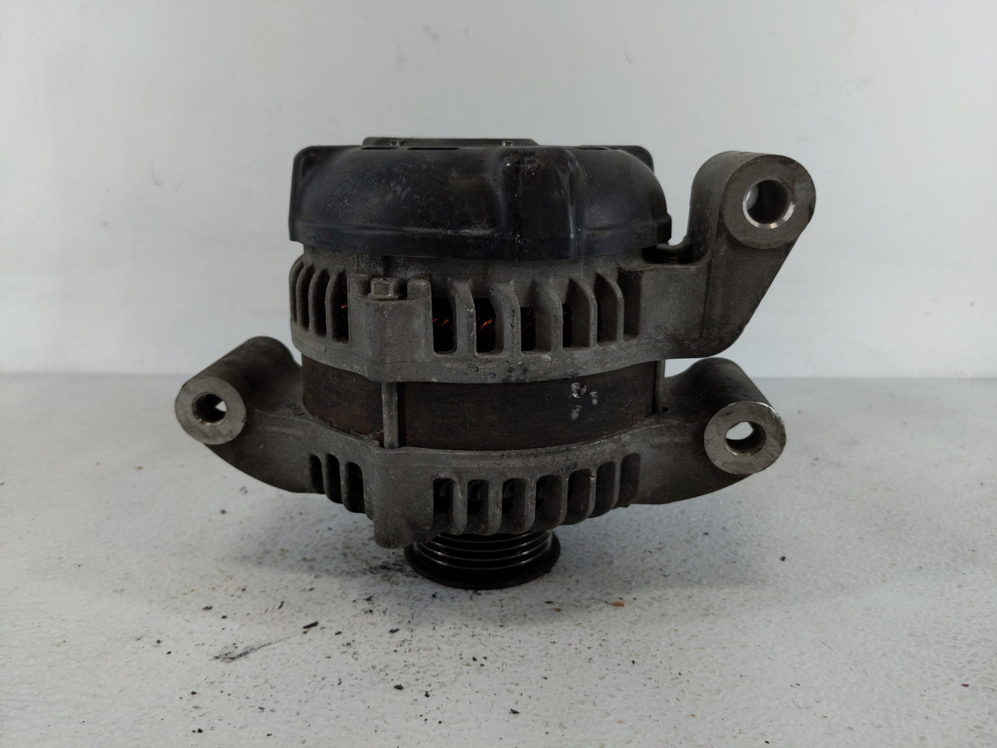 2009-2010 Ford Mustang Alternator Replacement Generator Charging Assembly Engine OEM P/N:9R3T-10300-AA Fits Fits 2009 2010 O