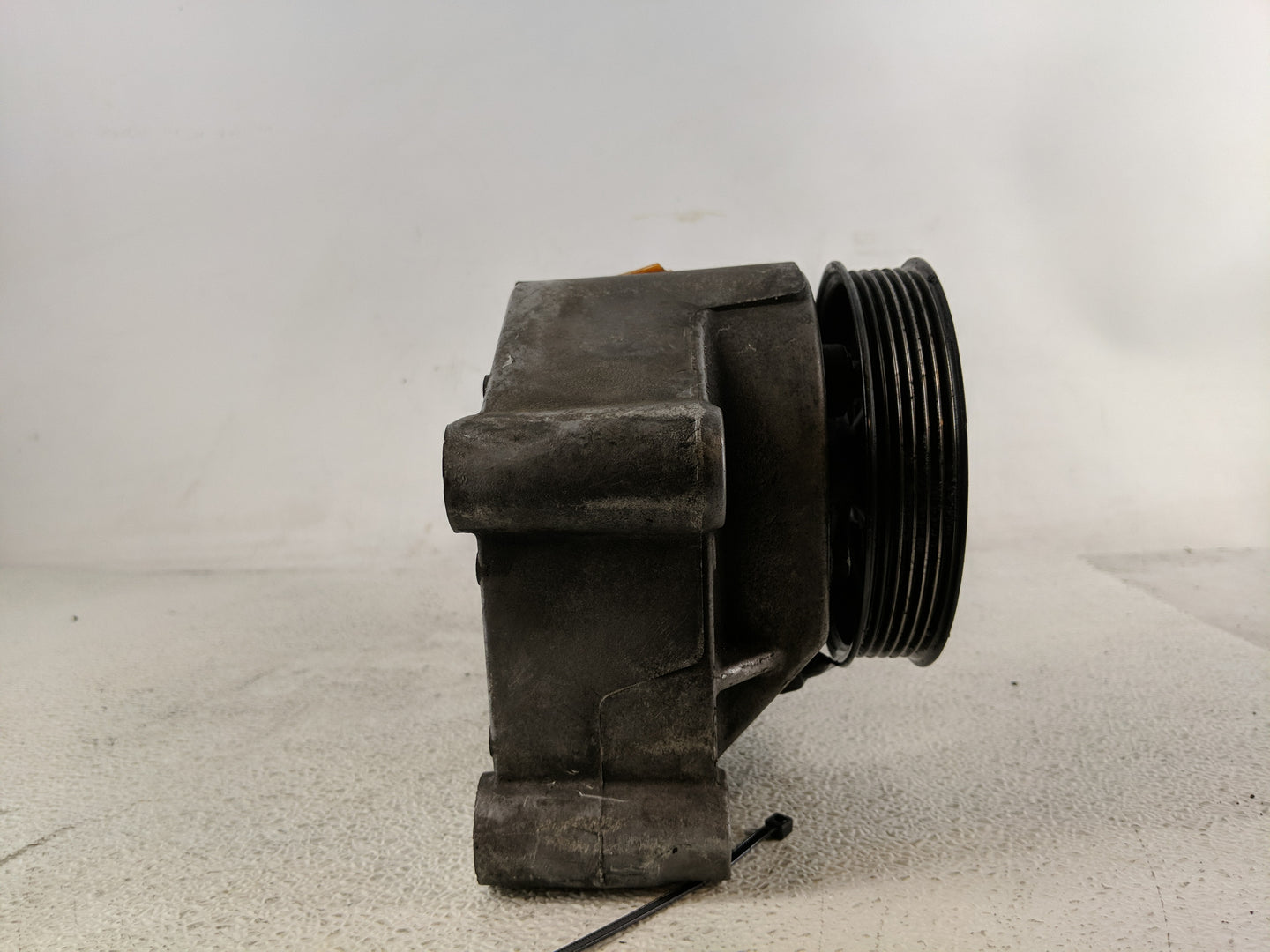 2005-2010 Ford Mustang Power Steering Column Pump Oem - Oemusedautoparts1.com