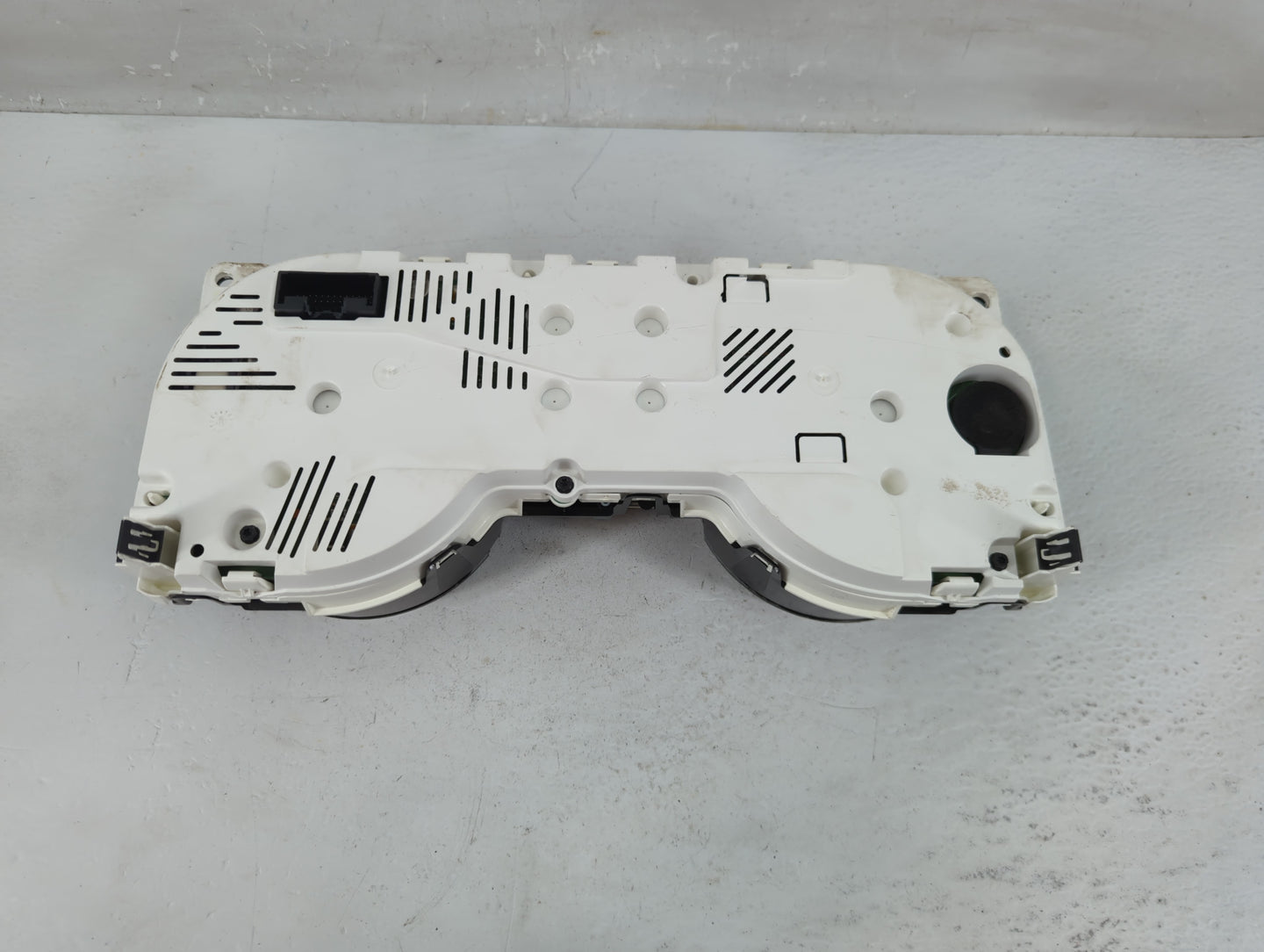 2010 Ford Mustang Instrument Cluster Speedometer Gauges Fits OEM Used Auto Parts - Oemusedautoparts1.com