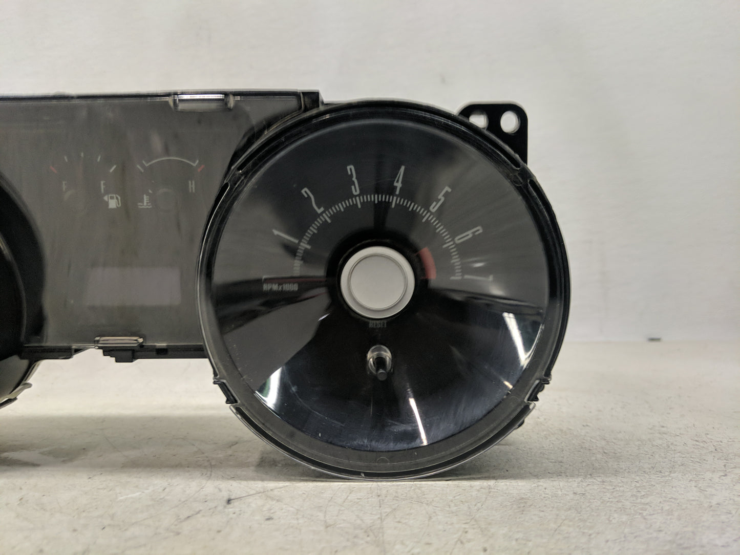 2010 Ford Mustang Instrument Cluster Speedometer Gauges P/N:AR33-10890 Miles: Fits OEM Used Auto Parts - Oemusedautoparts1.c