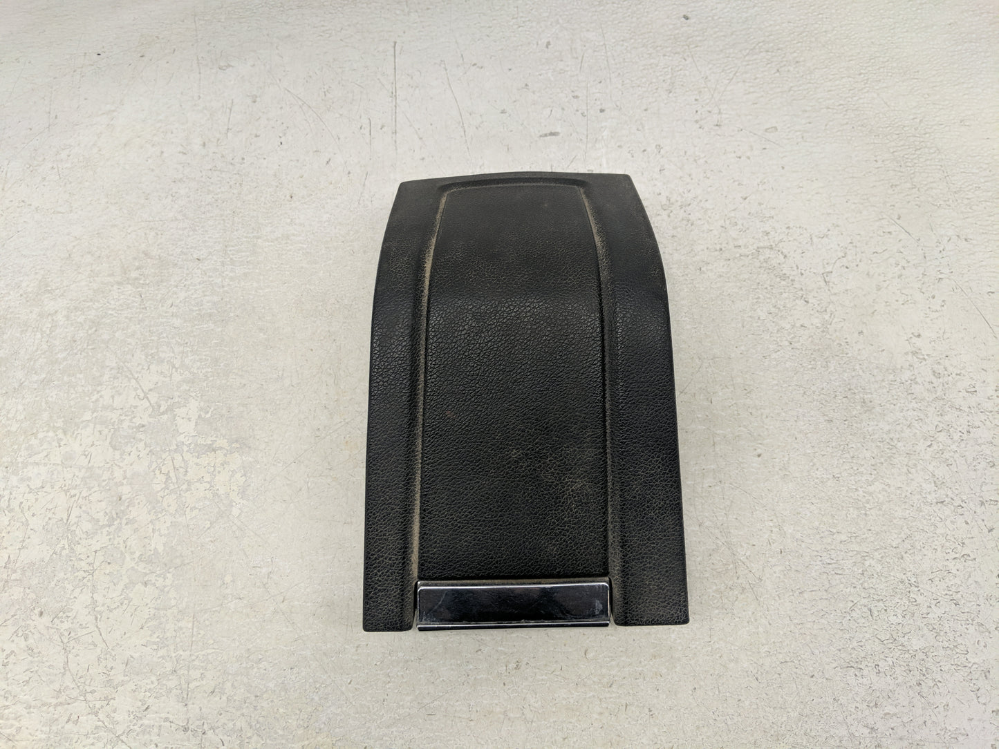 2010 Ford Mustang Center Console Armrest Cover Lid Fits OEM Used Auto Parts - Oemusedautoparts1.com