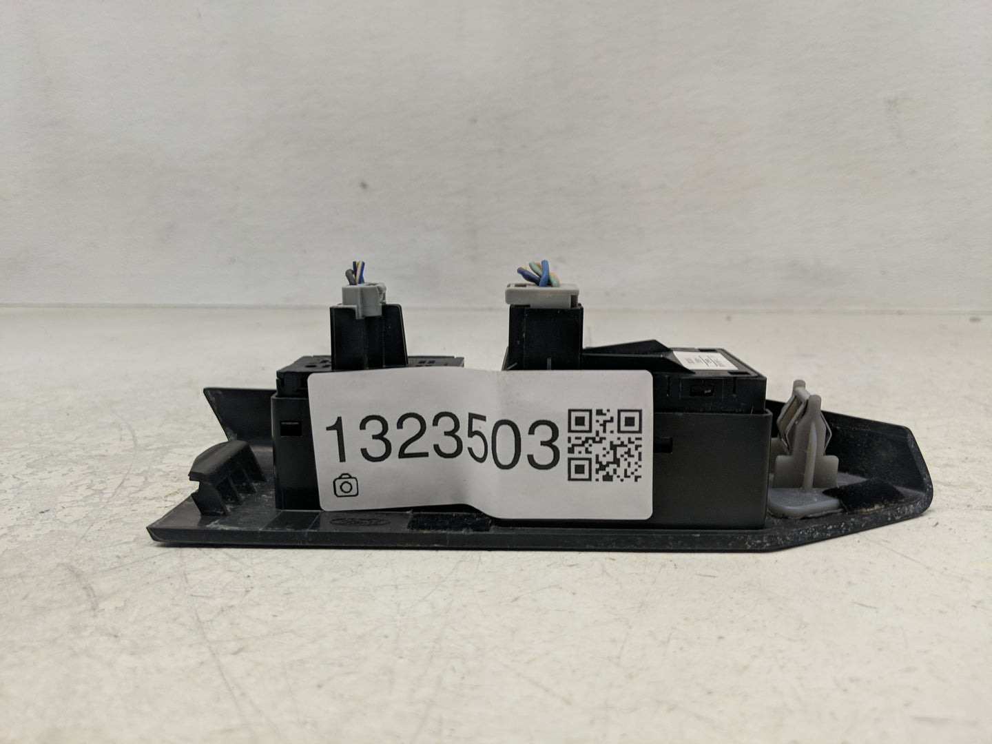 2010 Ford Mustang Master Power Window Switch Replacement Driver Side Left Fits Fits 2000 2001 2002 2003 OEM Used Auto Parts 