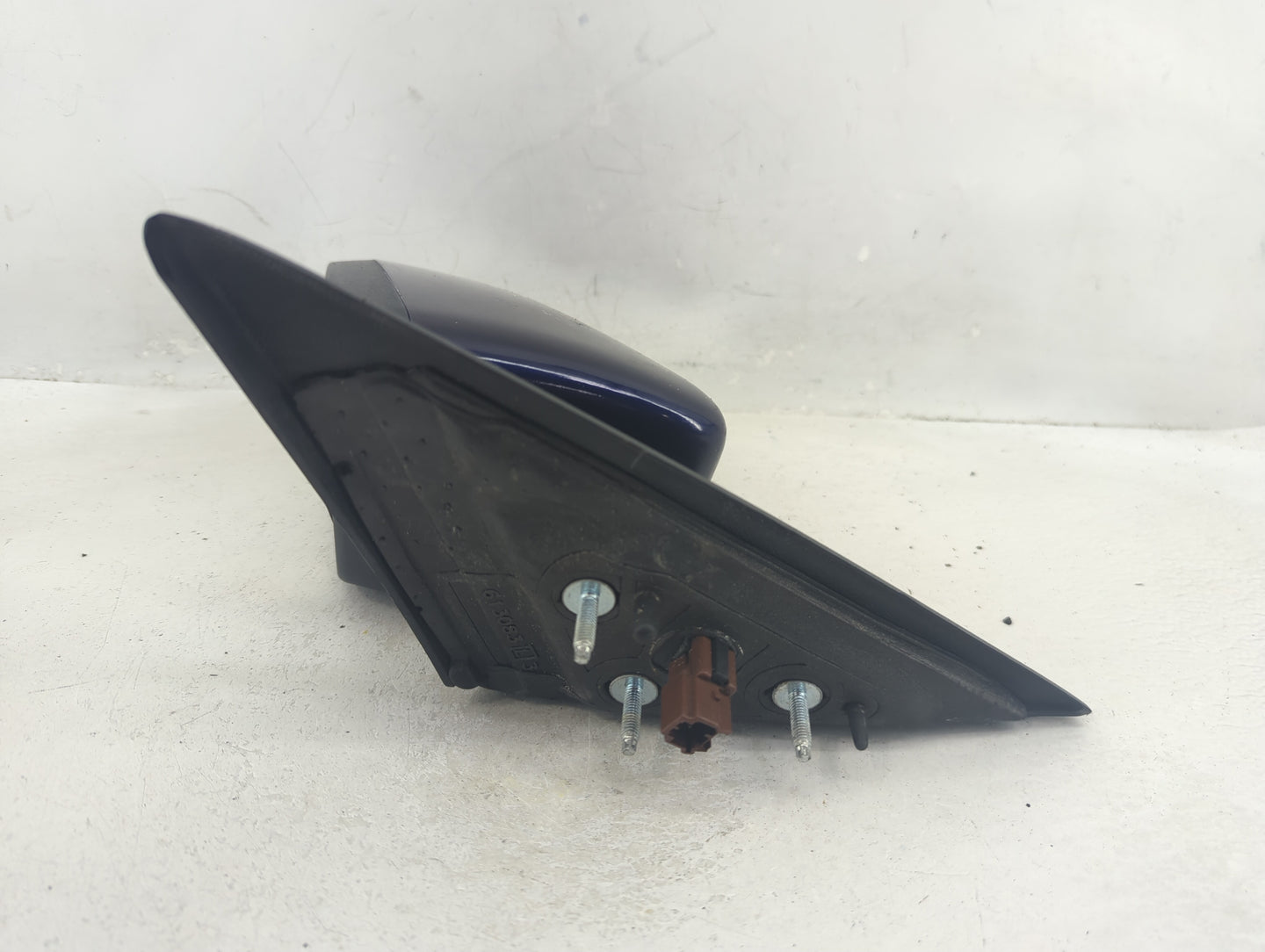 2010 Ford Mustang Driver Side View Mirror - Left Door Mirror OEM Used - Oemusedautoparts1.com