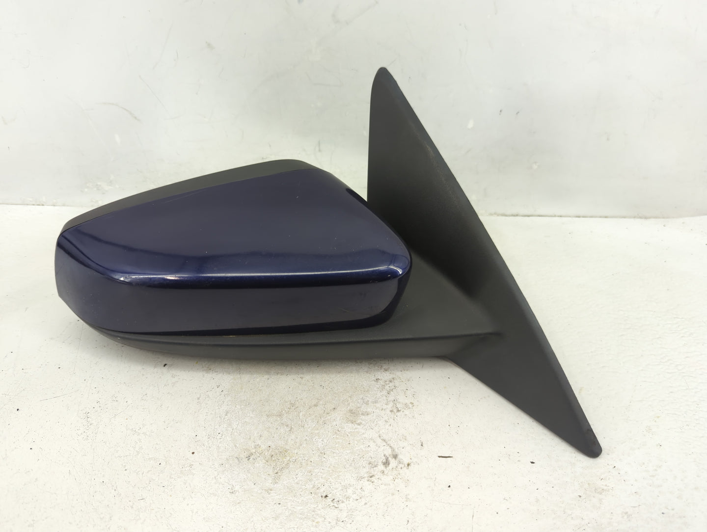 2010 Ford Mustang Passenger Side View Mirror - Right Door Mirror OEM Used - Oemusedautoparts1.com