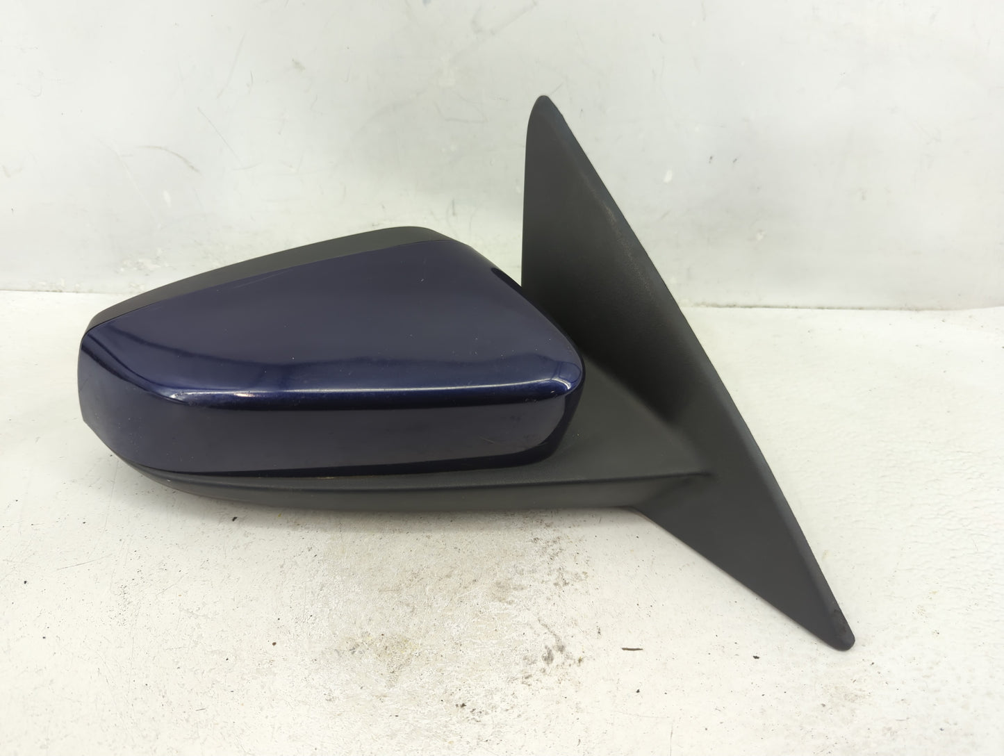 2010 Ford Mustang Passenger Side View Mirror - Right Door Mirror OEM Used - Oemusedautoparts1.com