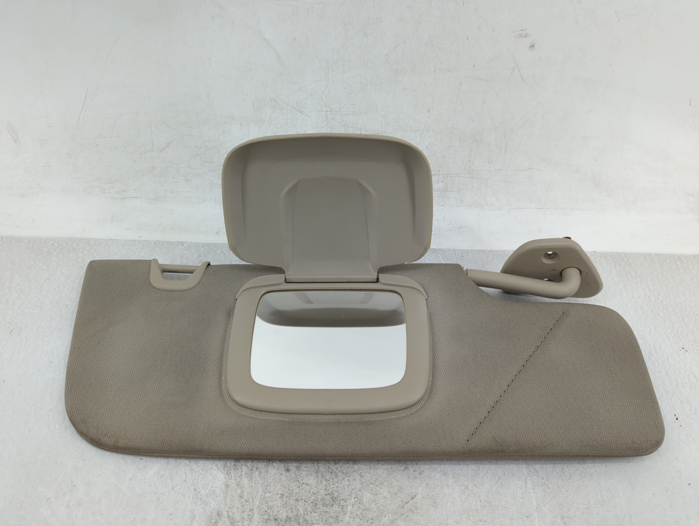 2005-2011 Ford Mustang Sun Visor Shade Replacement Passenger Right Mirror Fits Fits 2005 2006 2007 2008 2009 2010 2011 OEM U
