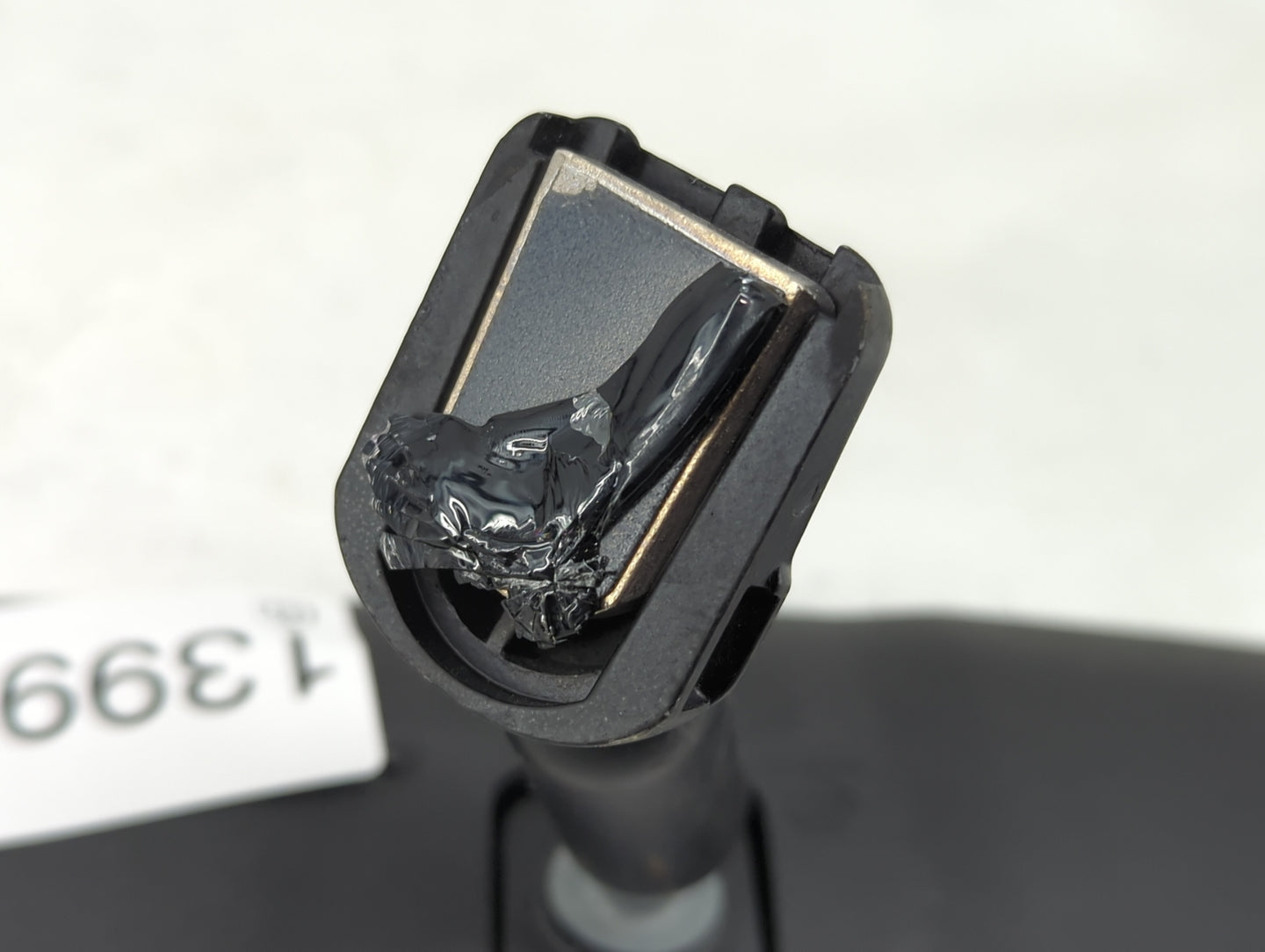 2010-2014 Ford Mustang Interior Rear View Mirror Replacement OEM P/N:E8011083 Fits OEM Used Auto Parts - Oemusedautoparts1.c