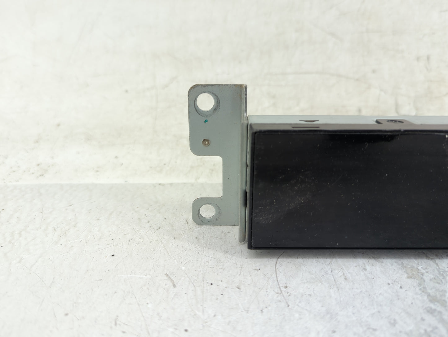 2010 Ford Mustang Radio AM FM Cd Player Receiver Replacement P/N:AR3T-19C116-AF Fits OEM Used Auto Parts - Oemusedautoparts1
