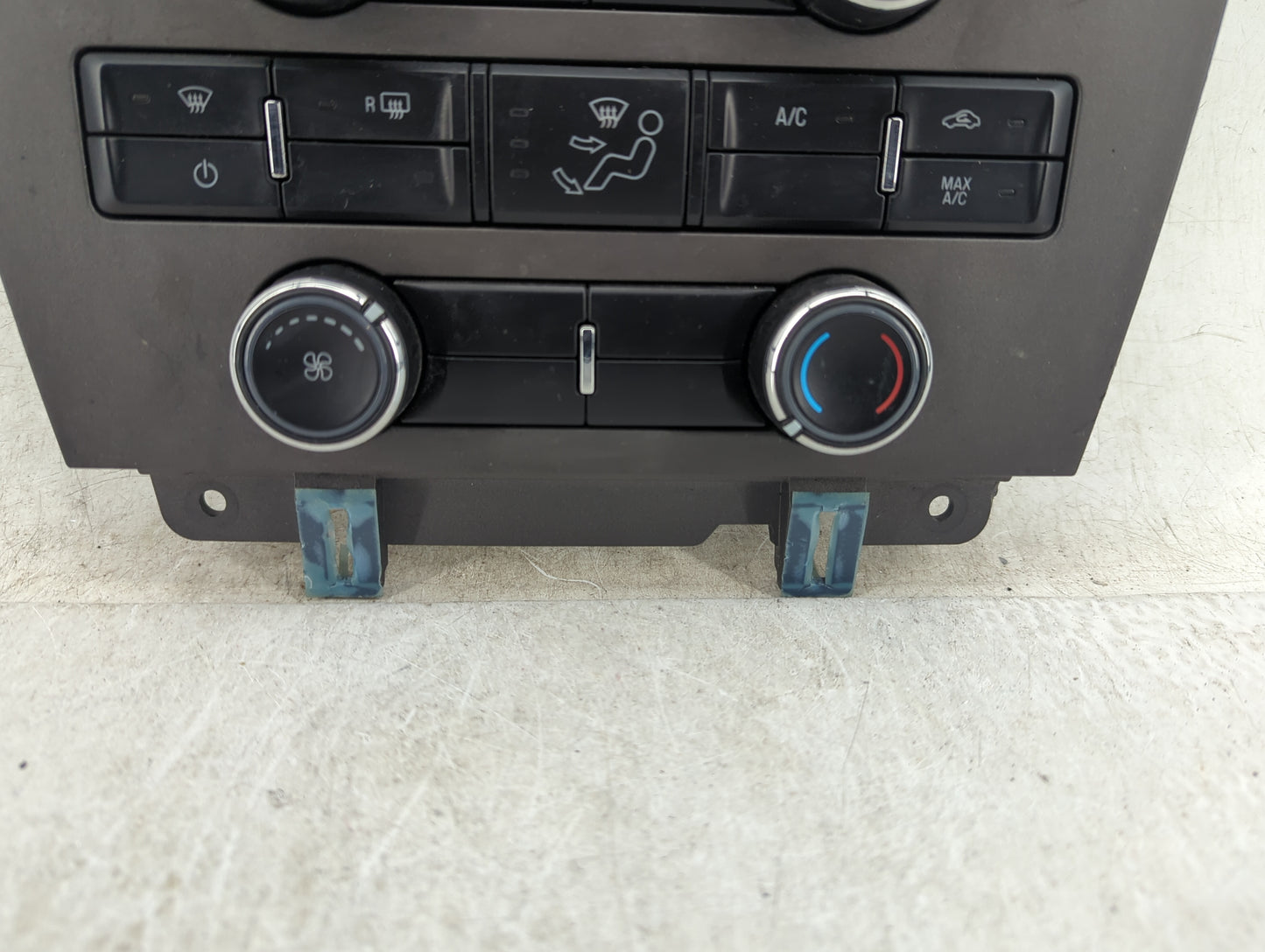 2010-2010 Ford Mustang Radio Control Panel - Oemusedautoparts1.com