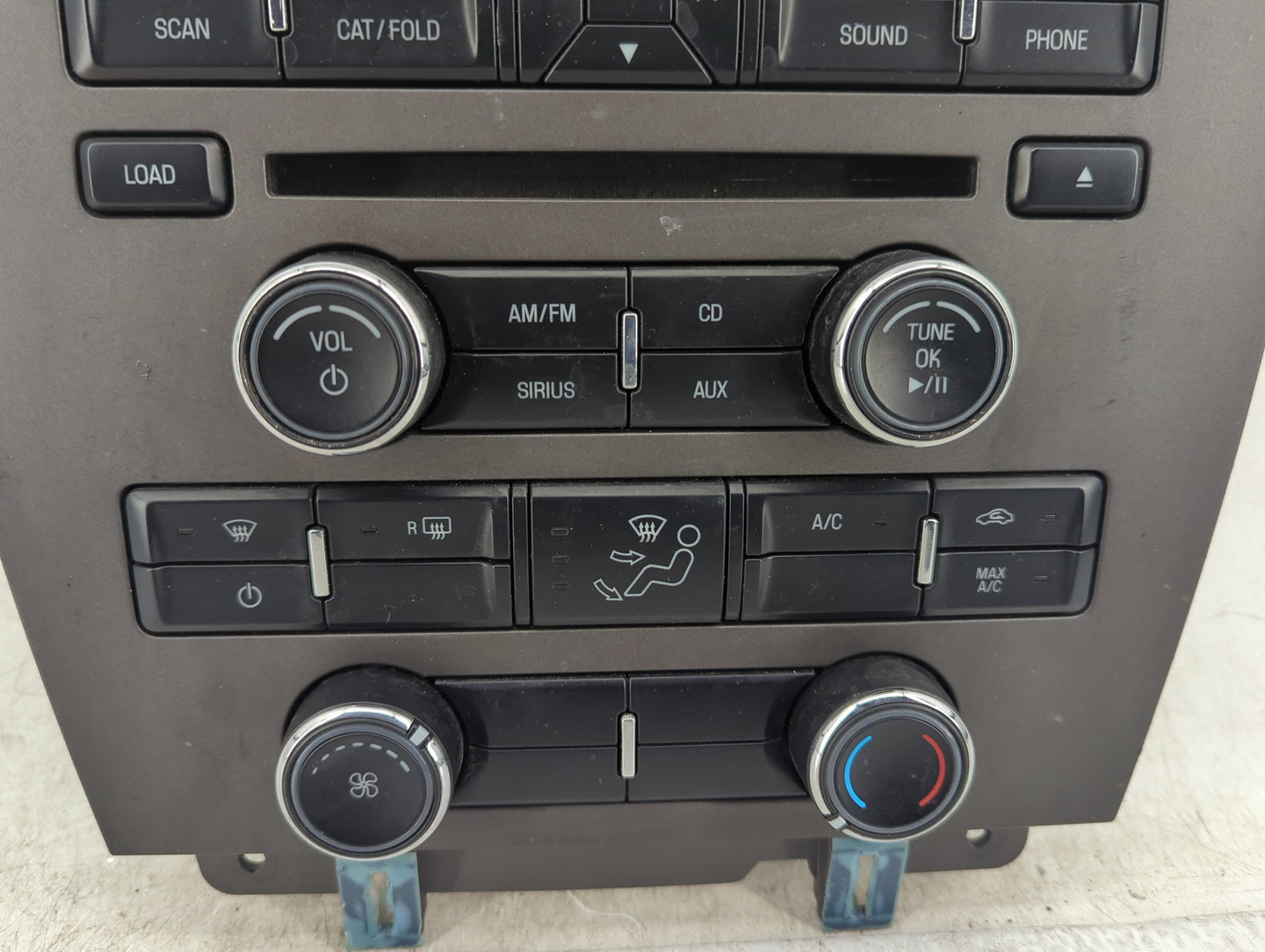 2010-2010 Ford Mustang Radio Control Panel - Oemusedautoparts1.com