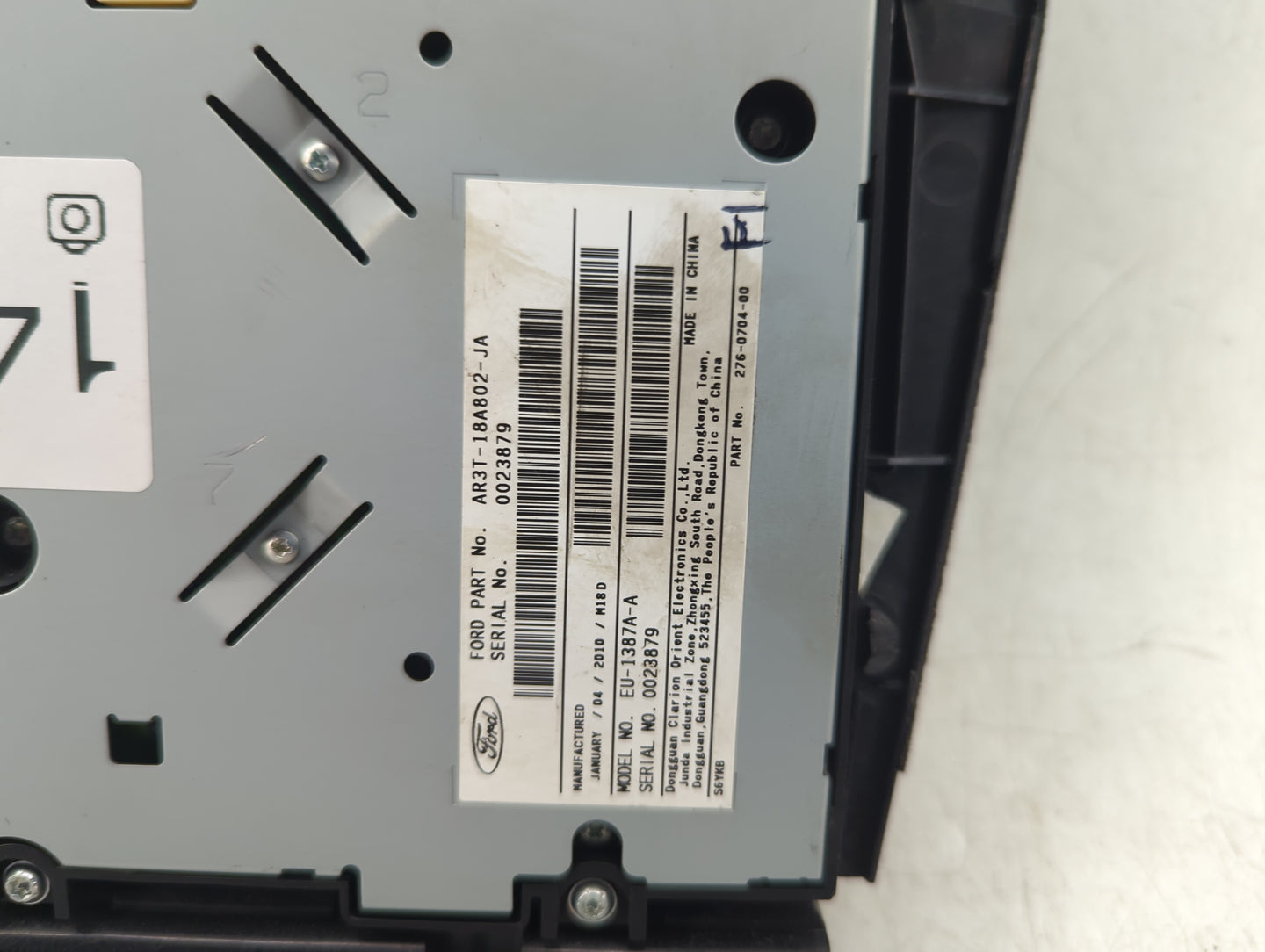 2010-2010 Ford Mustang Radio Control Panel - Oemusedautoparts1.com