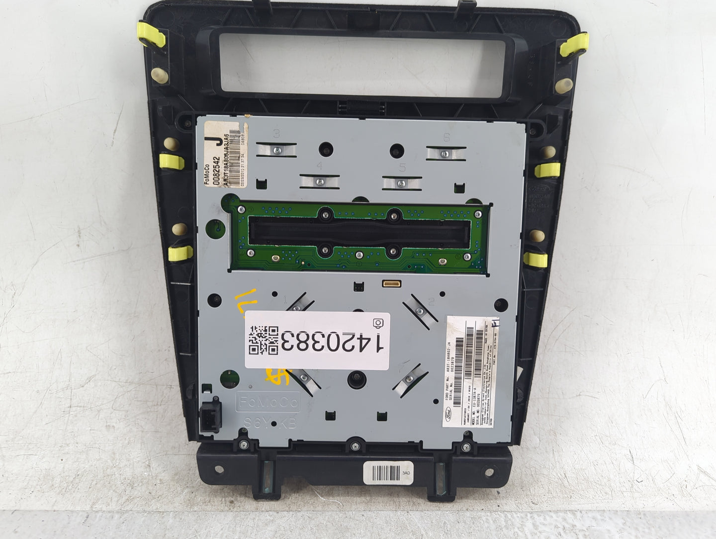 2010-2010 Ford Mustang Radio Control Panel - Oemusedautoparts1.com