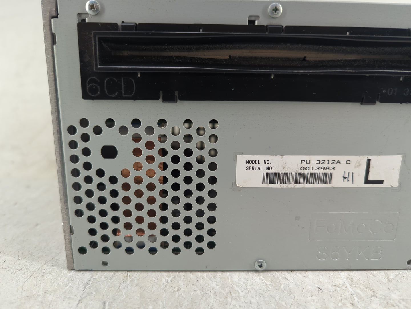 2010 Ford Mustang Radio AM FM Cd Player Receiver Replacement P/N:AR3T-19C158-BC Fits OEM Used Auto Parts - Oemusedautoparts1