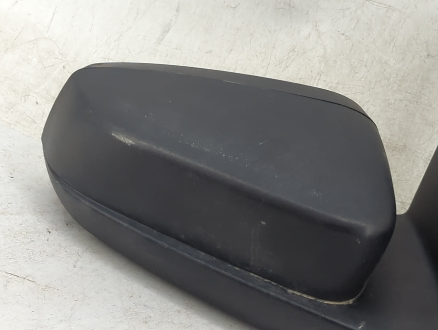 2010 Ford Mustang Driver Side View Mirror - Left Door Mirror OEM Used - Oemusedautoparts1.com
