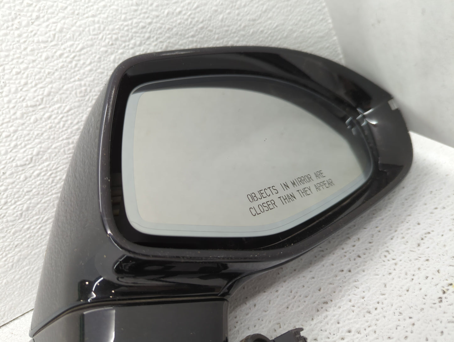 2010 Ford Mustang Driver Side View Mirror - Left Door Mirror OEM Used - Oemusedautoparts1.com