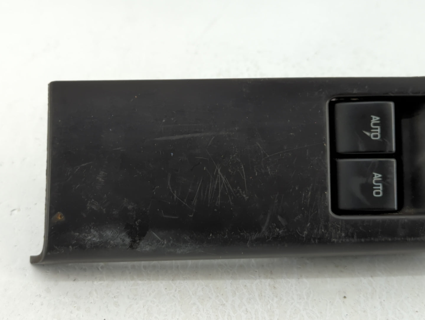 2010 Ford Mustang Passenger Right Power Window Switch - Oemusedautoparts1.com
