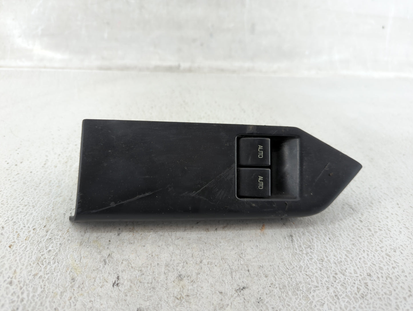 2010 Ford Mustang Passenger Right Power Window Switch - Oemusedautoparts1.com